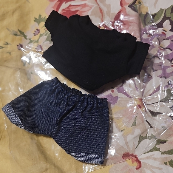 Black and Blue Doll Outfit - Picture 2 of 3